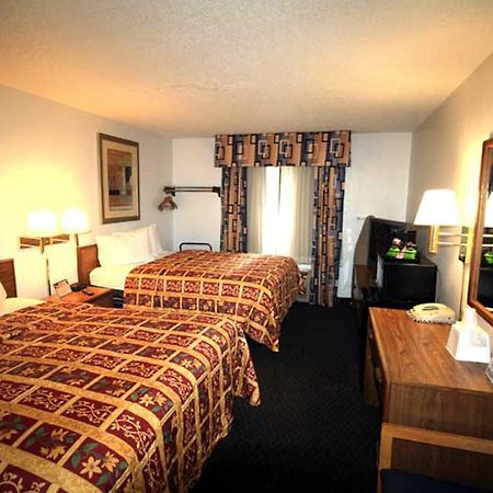 Norwood Inn And Suites - Minneapolis-St Paul Roseville Bagian luar foto