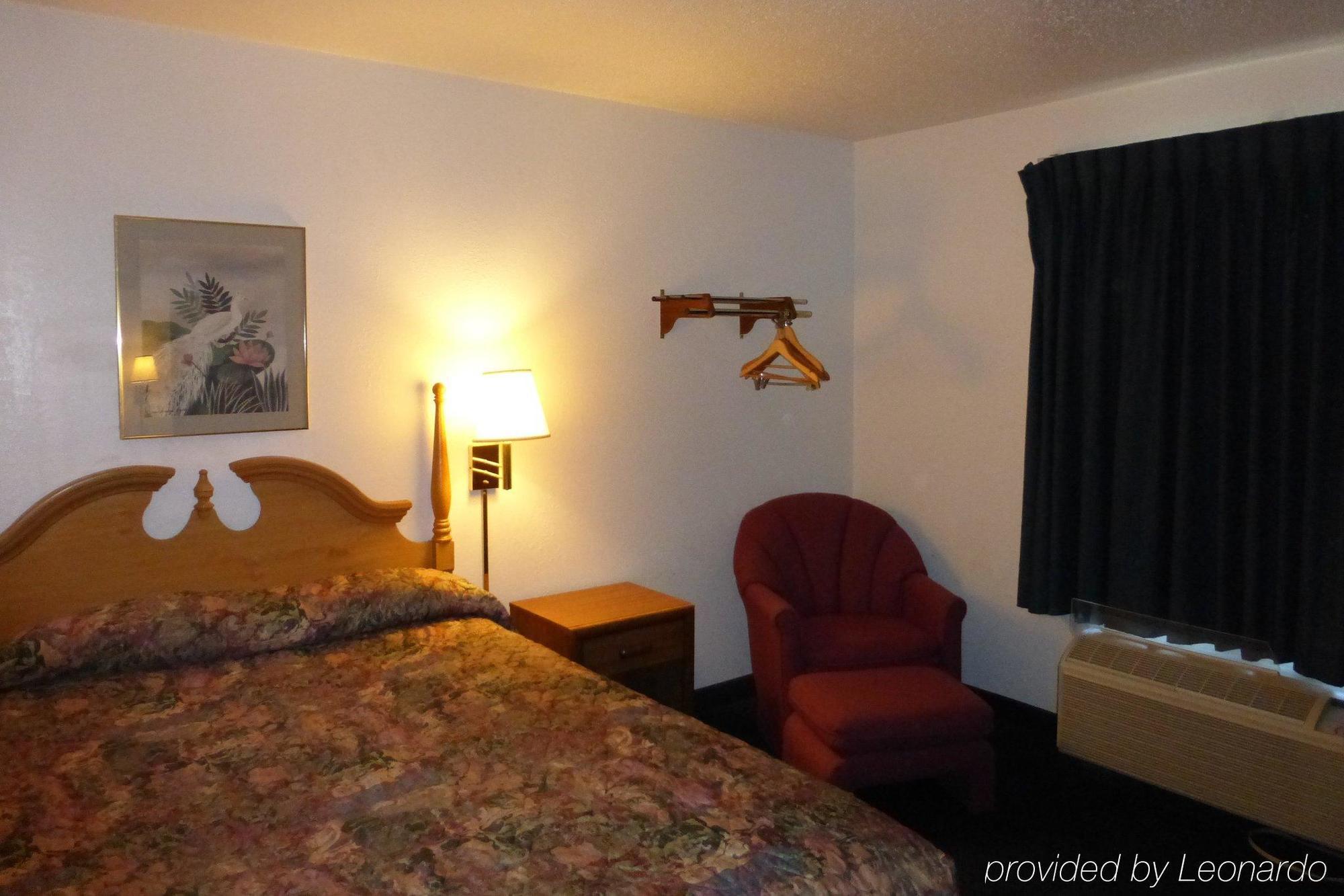 Norwood Inn And Suites - Minneapolis-St Paul Roseville Bagian luar foto