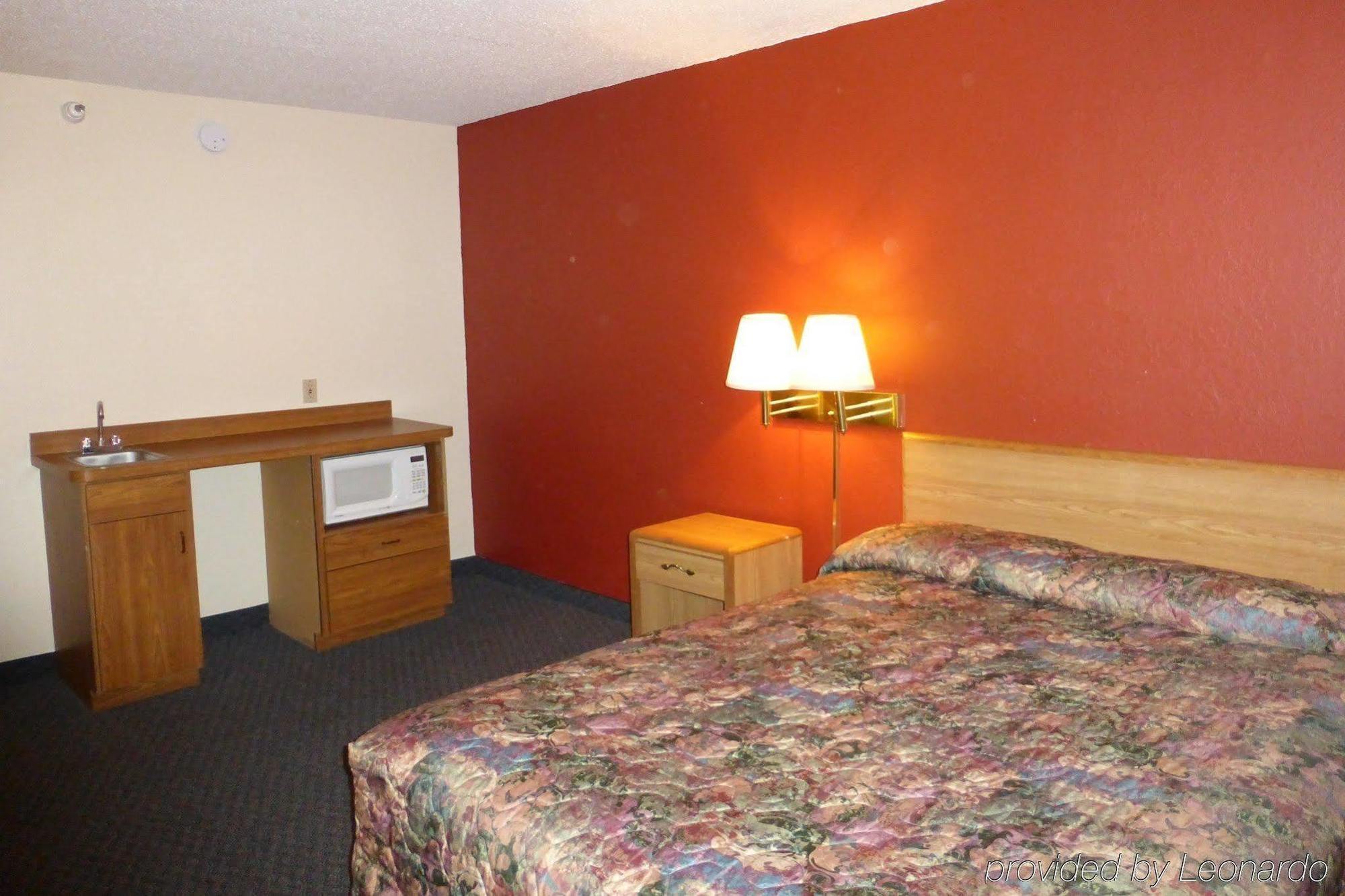 Norwood Inn And Suites - Minneapolis-St Paul Roseville Bagian luar foto