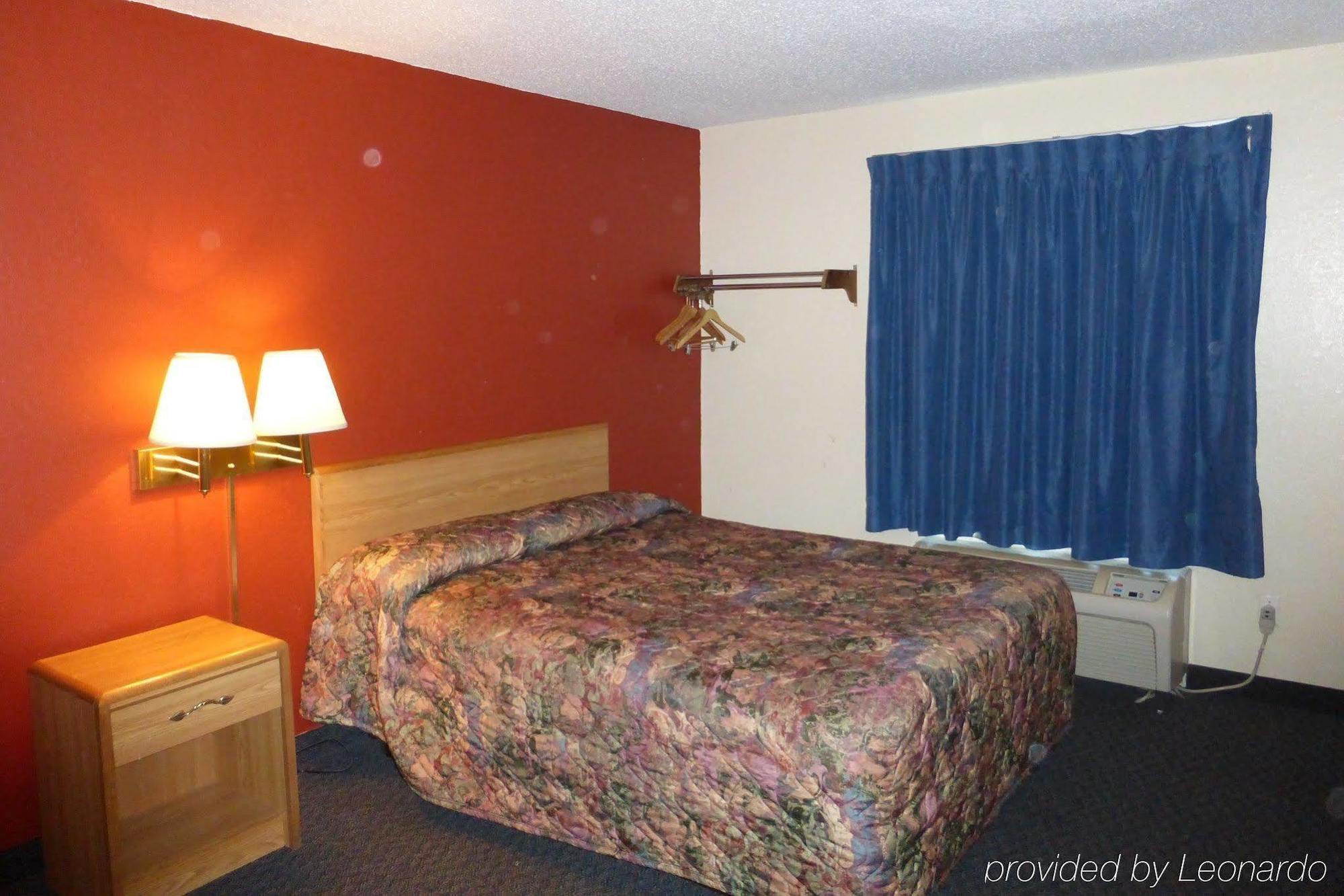 Norwood Inn And Suites - Minneapolis-St Paul Roseville Bagian luar foto